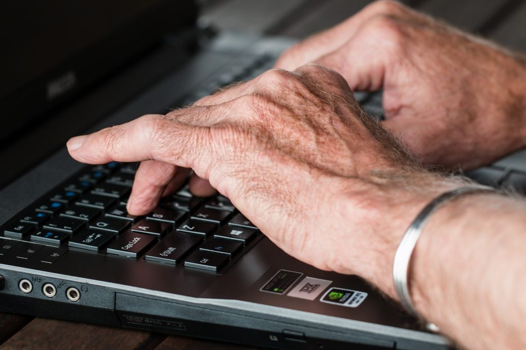 hands g6a3fb8bbe 1920
