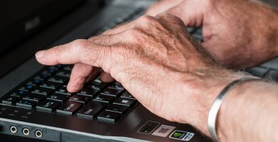 hands g6a3fb8bbe 1920