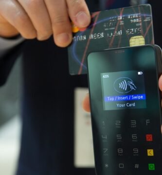 credit card 1730085 1280
