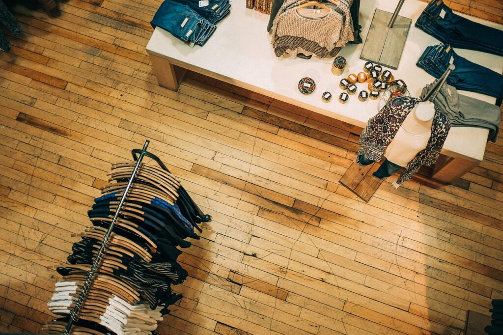 clothes 1839935 1280